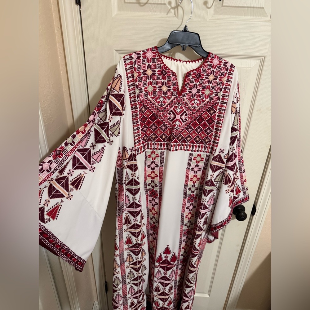 HANDMADE Palestinian thobe